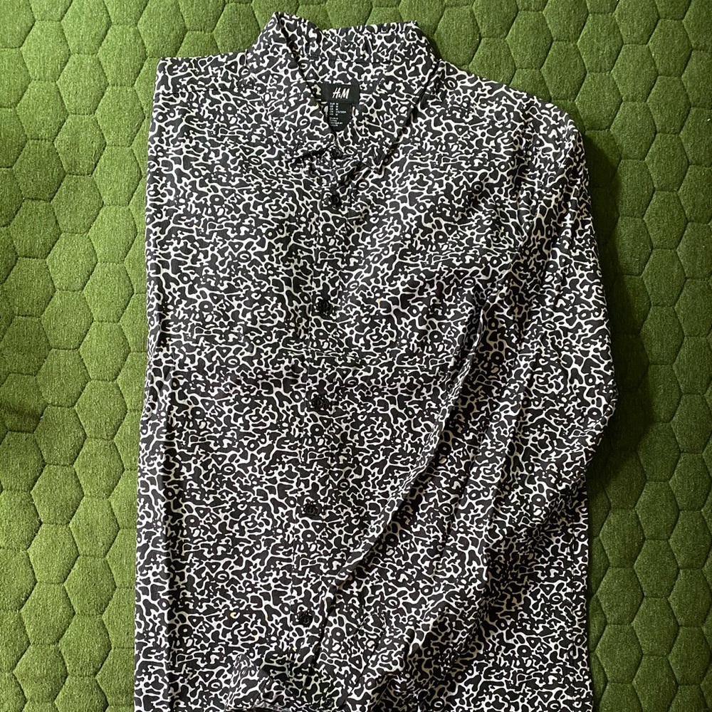 Long sleeve dress shirt